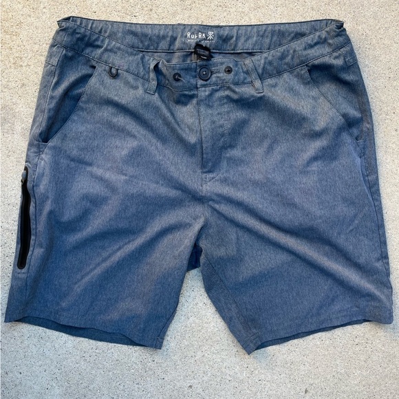 Men's Roark Shorts Gray Solid Flat Front 36 Zip Surf Summer Beach Outdoor Hike - Picture 1 of 14